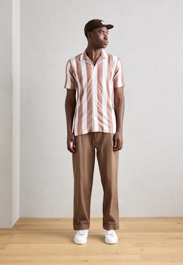 STRIPED SHIRT - Shirt - dark clay3