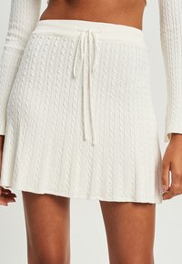 CALLI VALERIA A-line skirt ivory/white Zalando