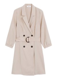 Beige Doppelknopf-Trenchcoat mit tailliertem Gürtel, 3/4-langen Ärmeln und schwarzen Knopfakzenten; glattes Gewebe mit strukturiertem Design.