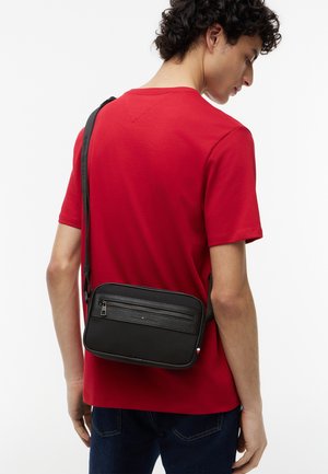 Tommy Hilfiger, Umhängetasche - black