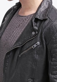 Gabba Stickad tröja - grey