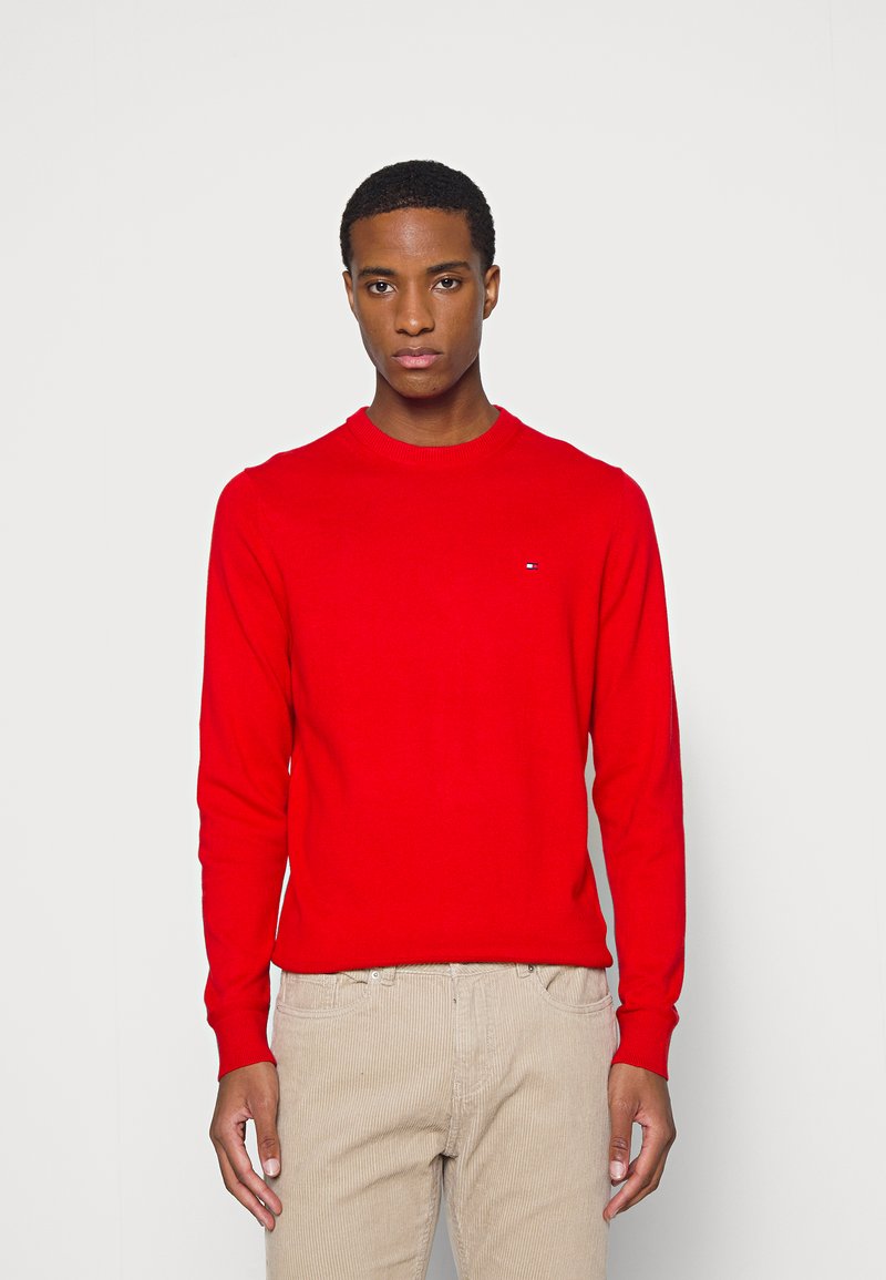 Tommy Hilfiger PIMA ORG CTN CASHMERE CREW NECK - Camisola - empire flame