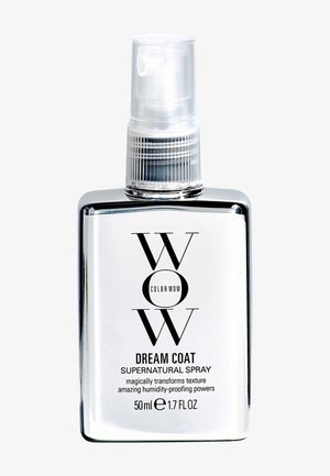Klar rektangulær sprayflaske mærket "Color Wow Dream Coat Supernatural Spray," 50 ml, designet til teksturtransformation og fugtbeskyttelse.