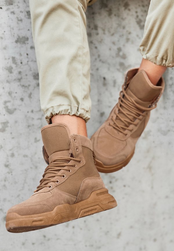 FOBO - Schnürstiefelette - camel