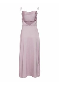 Lavendel satin slipklänning med tunna band, V-ringning och flödande siluett, med en sid slits och len textur.