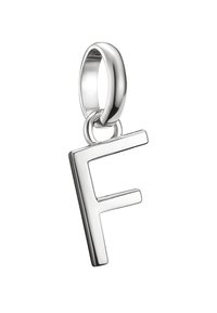 Ciondolo in argento a forma di lettera maiuscola "F". Finitura liscia e lucida con un anello circolare per il fissaggio.