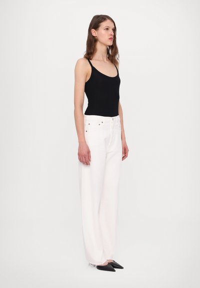 Agolde LUNA PIECED - Τζιν χαλαρής εφαρμογής - white