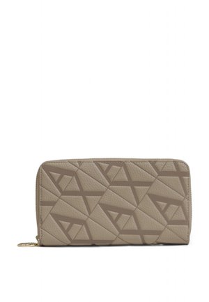 Portafoglio beige in pelle textured con motivo geometrico. Ha una chiusura con zip e un dettaglio in metallo dorato.