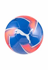 Puma jalgpall, millel on sinine pind roosade aktsentidega, kuusnurksete paneelitega ja silmatorkav valge logo. Sile tekstuur, standardne suurus.