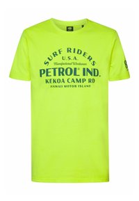 Limetkově zelené bavlněné tričko s krátkými rukávy a kulatým výstřihem, se námorně modrým textem, který obsahuje "SURF RIDERS" a "PETROL IND."