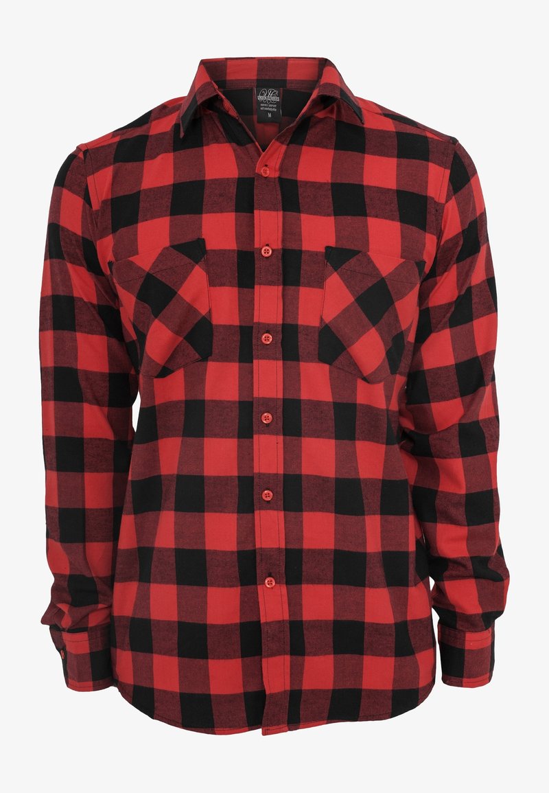 Camisa de manga larga con botones y estampado de cuadros rojos y negros, con dos bolsillos en el pecho y cuello doblado, talla mediana.