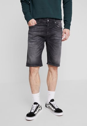 Szorty jeansowe