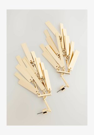 Orecchini d'oro con forme rettangolari piatte e allungate disposte a ventaglio, fissati con piccoli perni circolari.