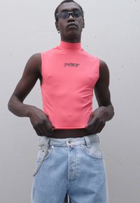 Nikolaj Storm UNISEX - Μπλούζα - dragonfruit