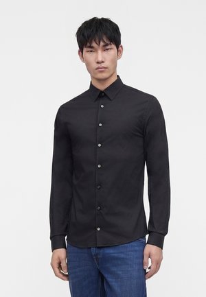 Tiger of Sweden, FILBRODIE - Vapaa-ajan kauluspaita - black