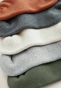 Non sélectionné, outdoors neutral grey