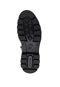 Black rubber outsole with multi-directional tread pattern, featuring a prominent logo and size 37 indicator. Sturdy and textured for grip.