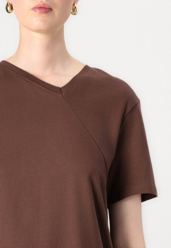 SLFMILA ASSYMETRIC TEE - Print T-shirt - chestnut2