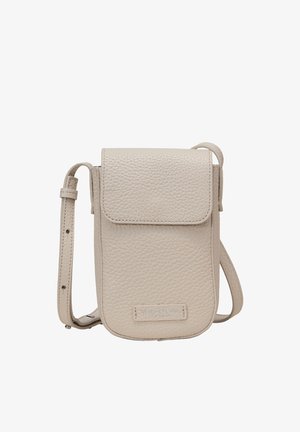 Kleine beige Umhängetasche aus strukturiertem Leder mit Klappenverschluss und verstellbarem Riemen, rechteckige Form mit abgerundeten unteren Ecken.