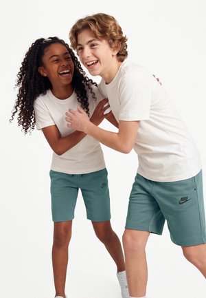 Nike Sportswear, UNISEX - Short - mineral slate/black