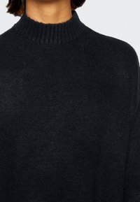 Vero Moda VMLEFILE BOXY NOOS - Neule - black