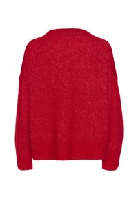 Röd stickad tröja, mjuk textur, drop shoulder-design, breda ärmar, ribbad nederkant och halsringning, avslappnad passform, inga synliga mönster eller detaljer.