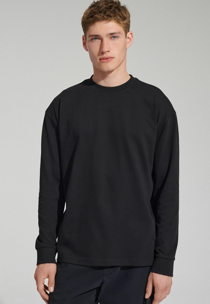 NM635 - T-Shirt Manches Longues Noir main image 0
