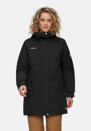 Schwarze wasserdichte Parka mit Kapuze, featuring einen Frontreißverschluss, Druckknöpfe und Logo auf der Brust; glatte Textur und Standard-Fit Design.