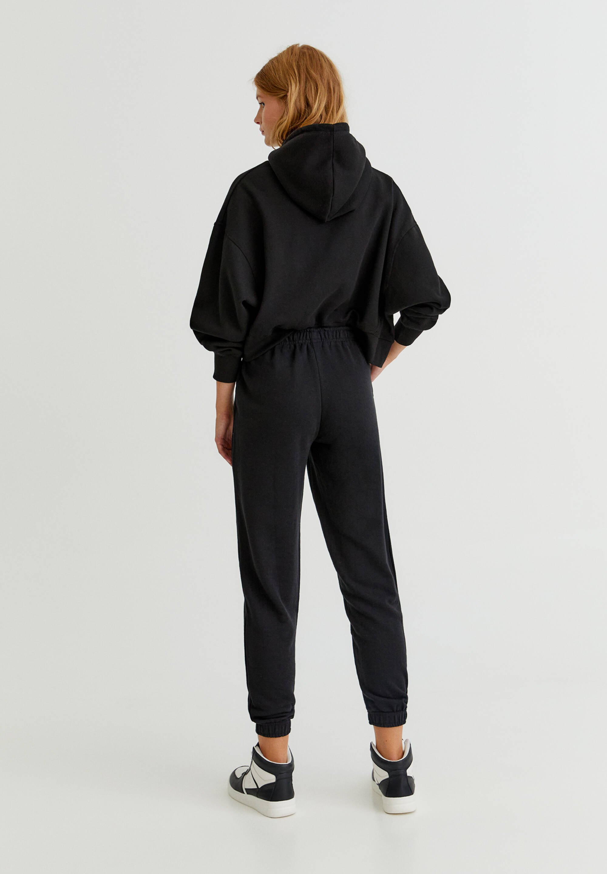 Pull and bear tracksuit bottoms Clearance