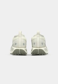 Thumbnail Image 6