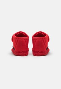 Nanga DISNEY DUMBO UNISEX - Slippers - rot