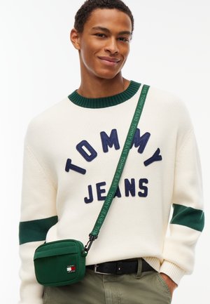 Tommy Jeans, DAILY SACOCHE - Toaletná taška - green