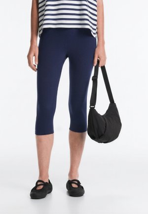 OYSHO, QUILTED - Torba preko tijela - black