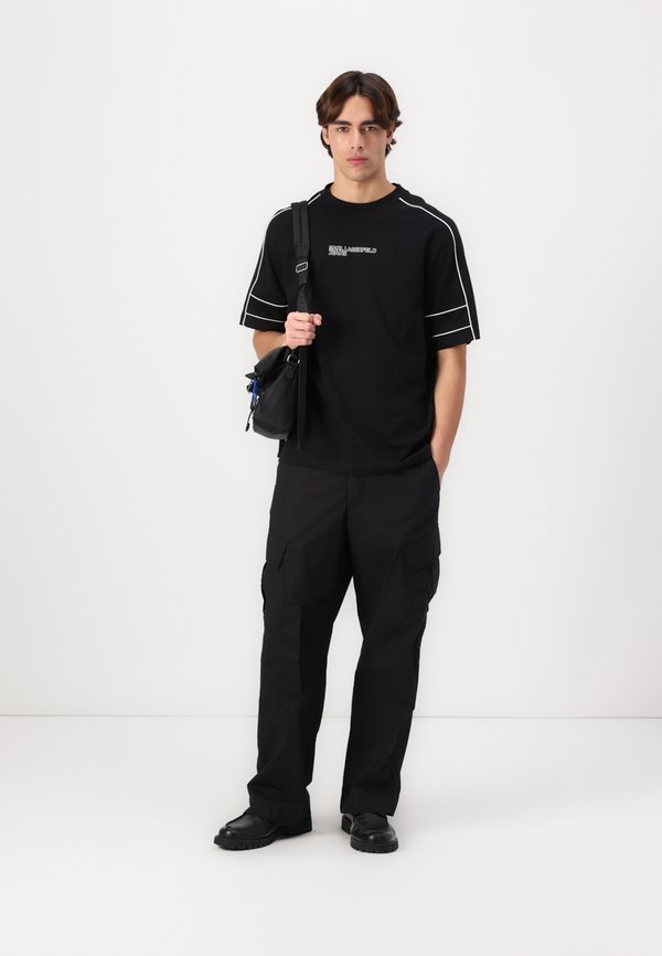 RELAXED PIPING TEE - Print T-shirt4