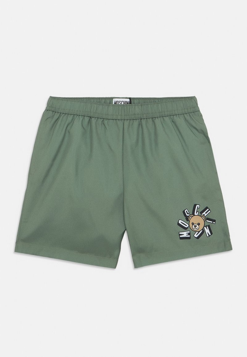 Πράσινα μαγιό σορτς από ελαφρύ ύφασμα, με ελαστική μέση και λογότυπο αρκούδας με κείμενο σε αντίθετα χρώματα.