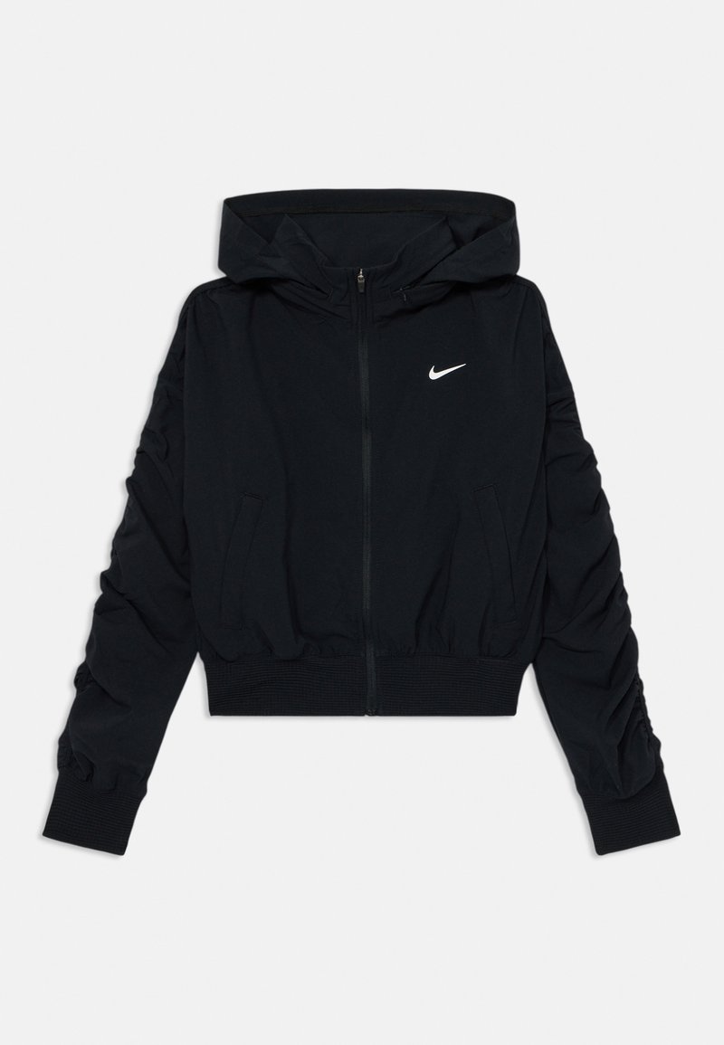Čierna skrátená mikina s kapucňou a zipsom, vyrobená z mäkkého materiálu. Má elastické pružné manžety a lem, a biele logo Nike na hrudi.