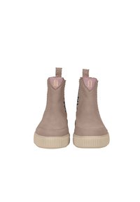 Beige ankelstøvler med en glat læderoverflade, gummisåler og elastiske sidepaneler. Har en diskret rosa farve og en dekorativ hælklap.