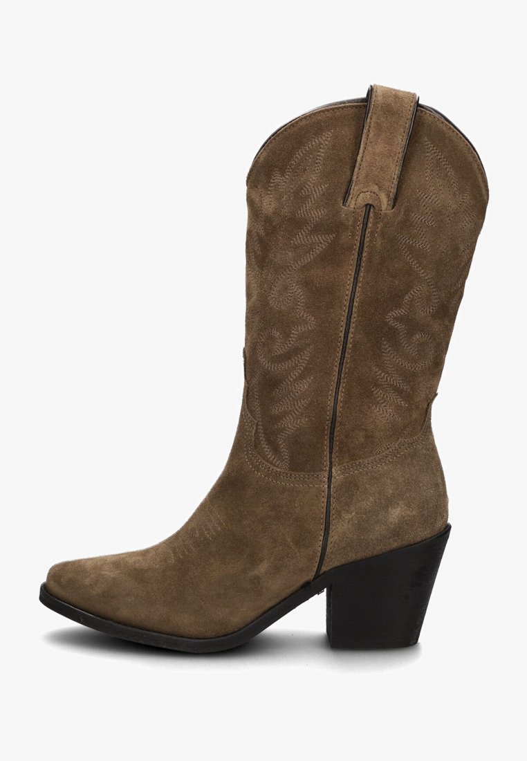 Red rag cowboy boots Clearance