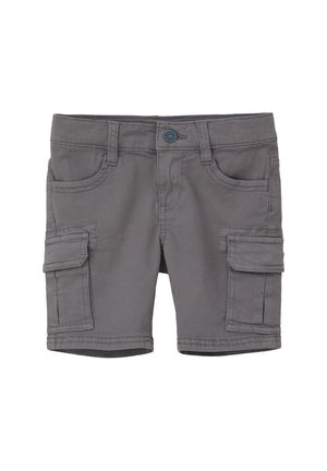 Graue Cargo-Shorts aus Baumwolle, ausgestattet mit zwei Vordertaschen, zwei seitlichen Cargo-Taschen und einem Knopfverschluss mit blauen Akzenten.