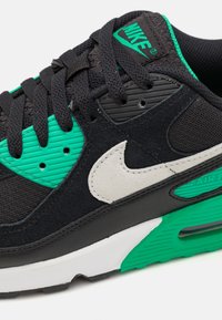 Nike Sportswear AIR MAX 90 - Sportbačiai - black/white/stadium green