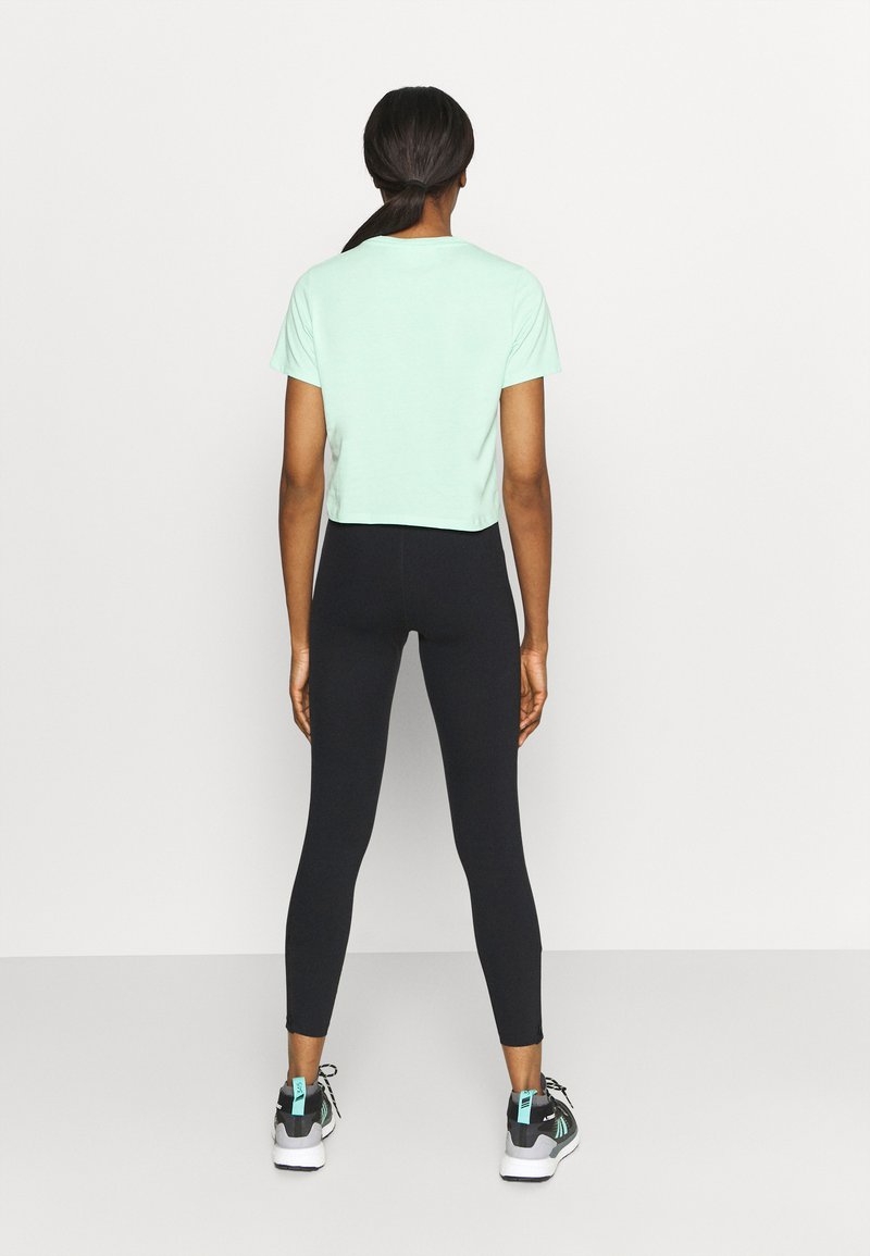Damen Sportbekleidung | The North Face FOUNDATION CROP TEE Sport T-shirt misty jade heather/mint - CQ83095 Damen Sportbekleidung | The North Face FOUNDATION CROP TEE Sport T-shirt misty jade heather/mint - CQ83095