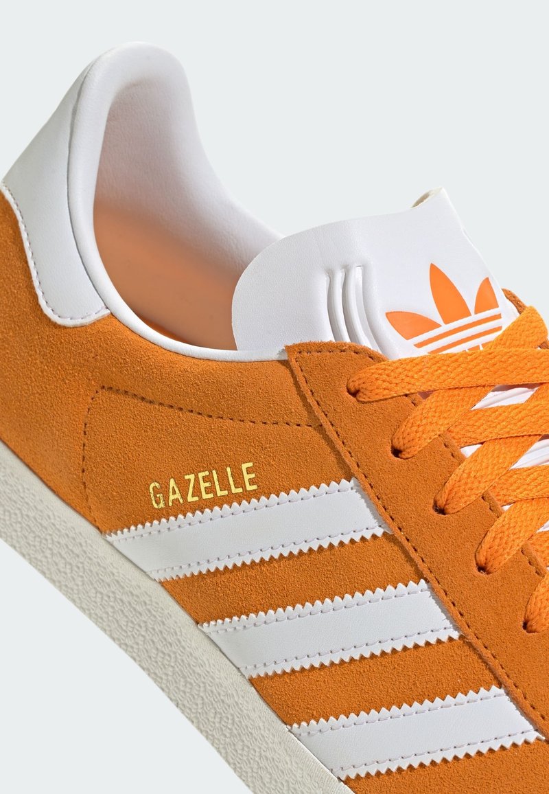adidas Originals GAZELLE - Baskets basses - eqt orange cloud white core  white/orange - ZALANDO.FR