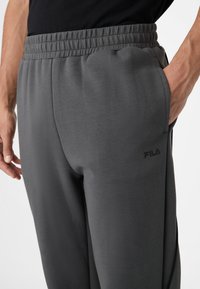 Fila RIVOLI  - Pantalones deportivos - dark shadow