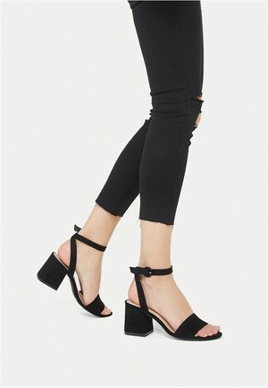 PULL&BEAR, Sandales - black