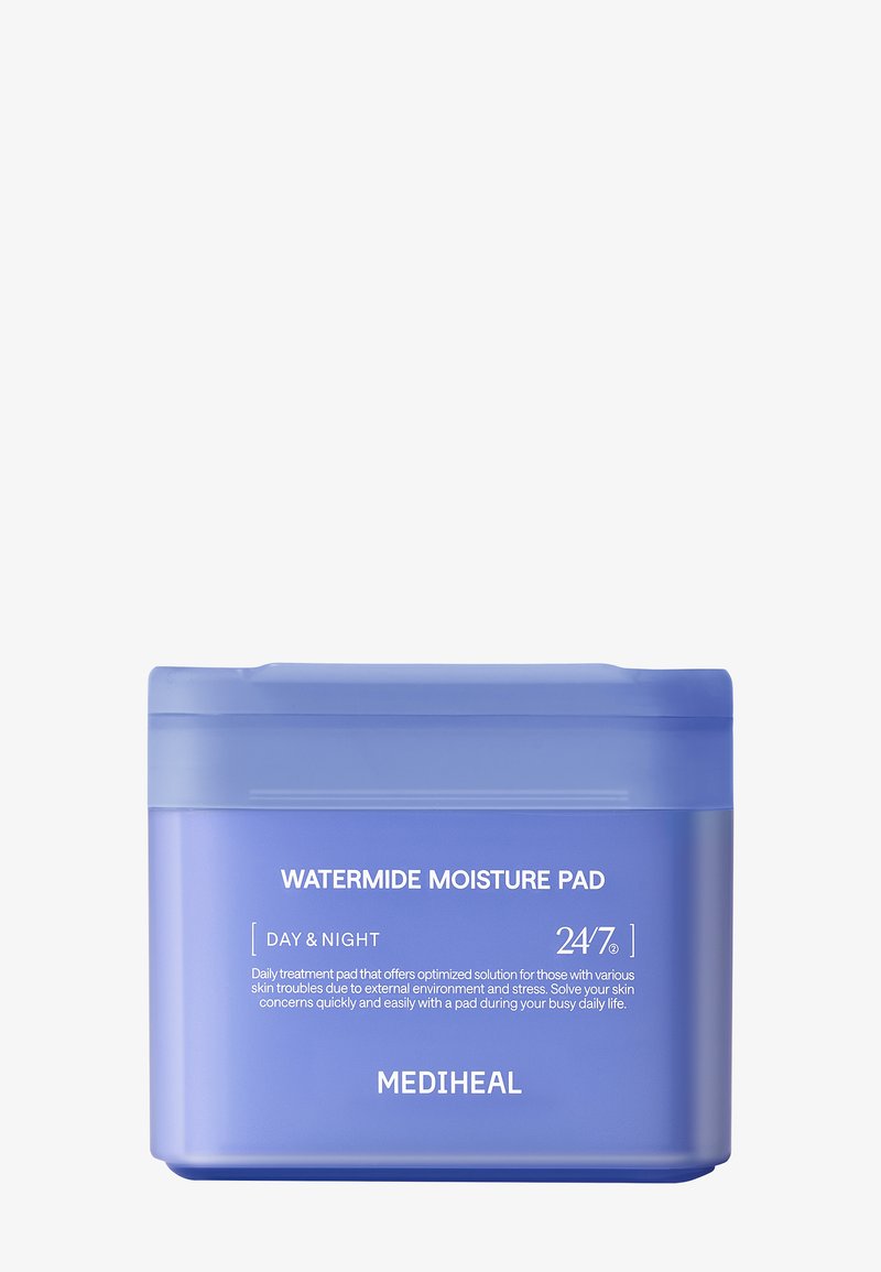 Contenant bleu compact étiqueté "Watermide Moisture Pad" par Mediheal, conçu pour le traitement quotidien de la peau, de jour comme de nuit.