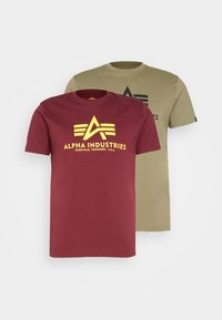 Unselected, olive/burgundy