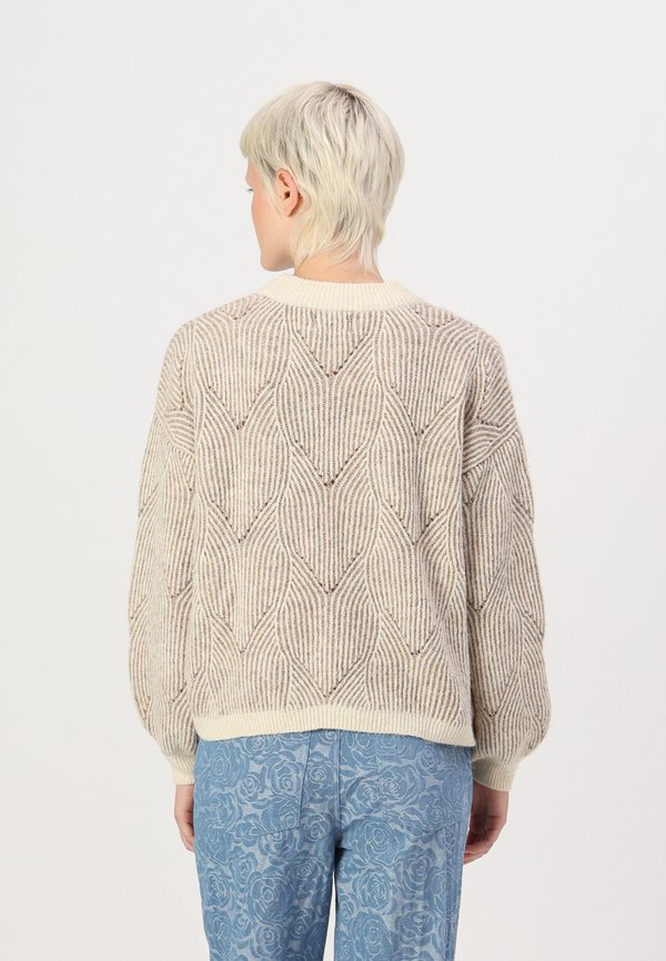 PCJENNA O NECK - Jumper3