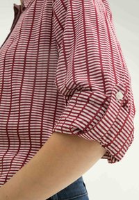 TOM TAILOR GEMUSTERTE - Overhemdblouse - contemporary red check