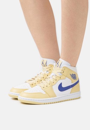 Jordan, Baskets montantes - neon yellow
