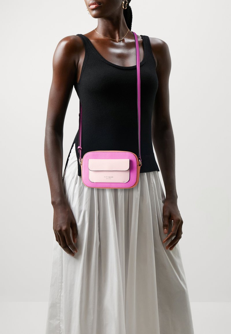 Steve Madden Borsa Bmelodie Colorblock Top Handle E Tracolla - Finitura Metallizzata, Con Catena Regolabile E Tasca Interna